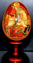 Wonder Of St. George About The Dragon - Easter egg: tempera, acrylic, linden wood, acrylic varnish